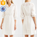 Algodão Branco Bordado Três Minuto Comprimento Manga Mini Vestido de Verão Fabricação Atacado Moda Feminina Vestuário (TA0332D)